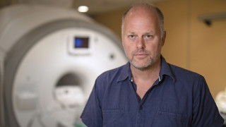 Lars Nyberg arbetar som professor i neurovetenskap vid Umeå universitet.